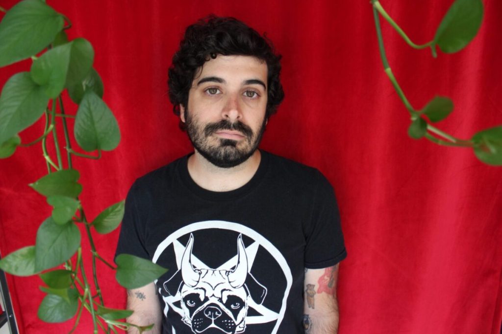 Graduation Speech reflects on sharing life in close quarters on “Small Apartment”