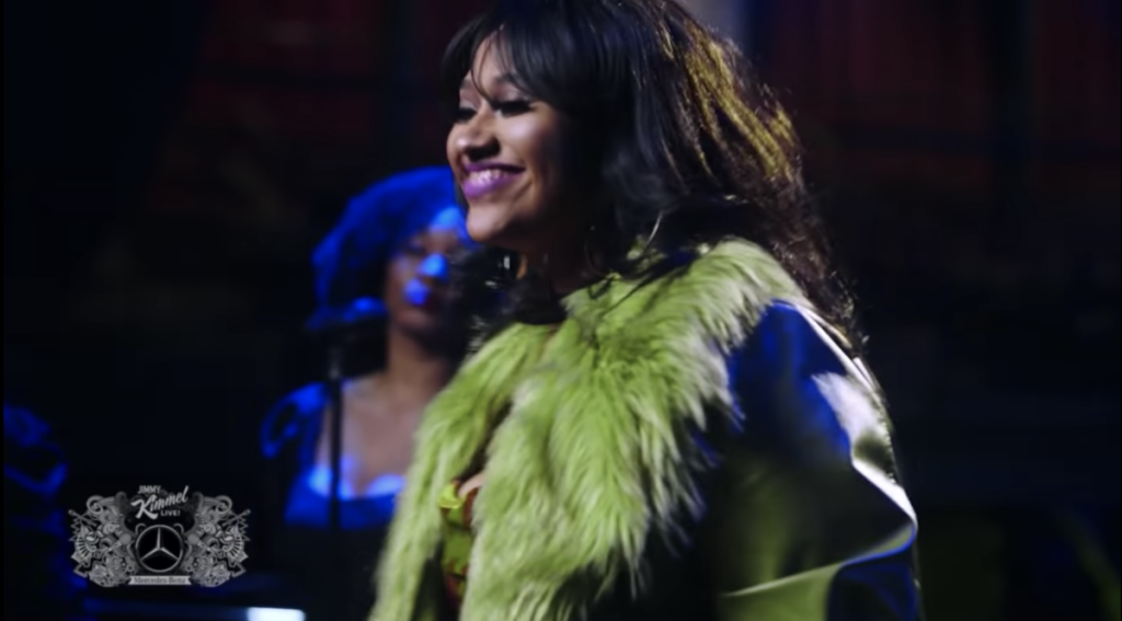 Watch Jazmine Sullivan play “Pick Up Your Feelings” on <em>Kimmel</em>
