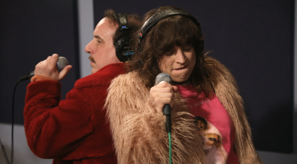 Heart Bones: “Beg For It” (Indie Rock Hit Parade Session)