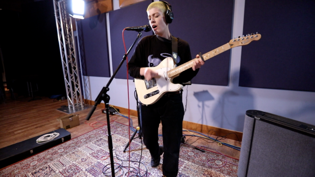 Porridge Radio: “Lilac” (Indie Rock Hit Parade Session