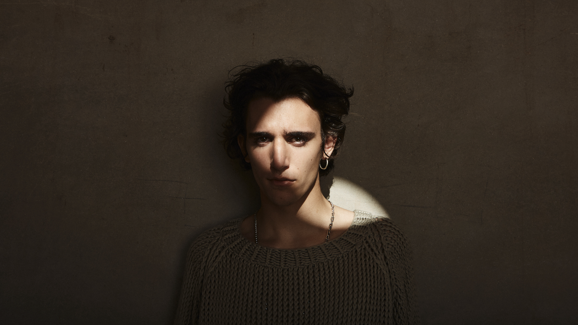 Tamino showcases his heavenly voice and calm energy on his latest album, ‘Sahar’