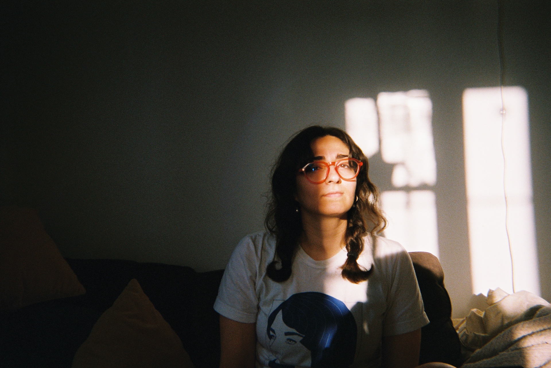 Ava Mirzadegan debuts with the lovely ‘Dark Dark Blue’ on Team Love Records