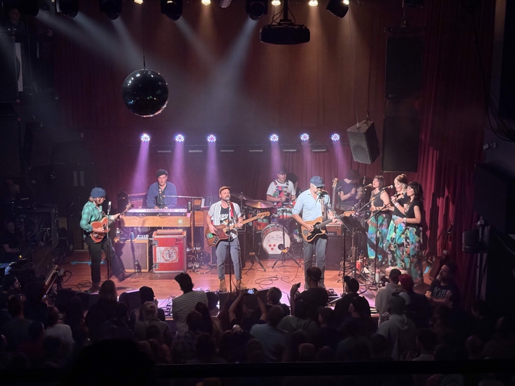 Dr. Dog kicks off Philly Music Fest with deep cuts and Wawa hoagies